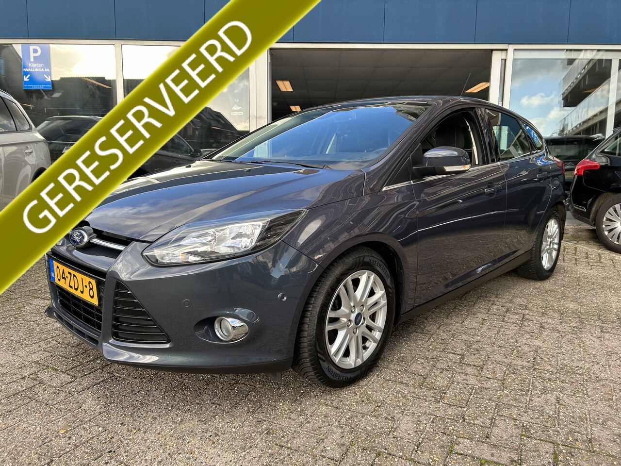 Ford Focus - 1.0 EcoBoost Titanium 5d Airco/ECC Navi Revisiemotor - AutoWereld.nl