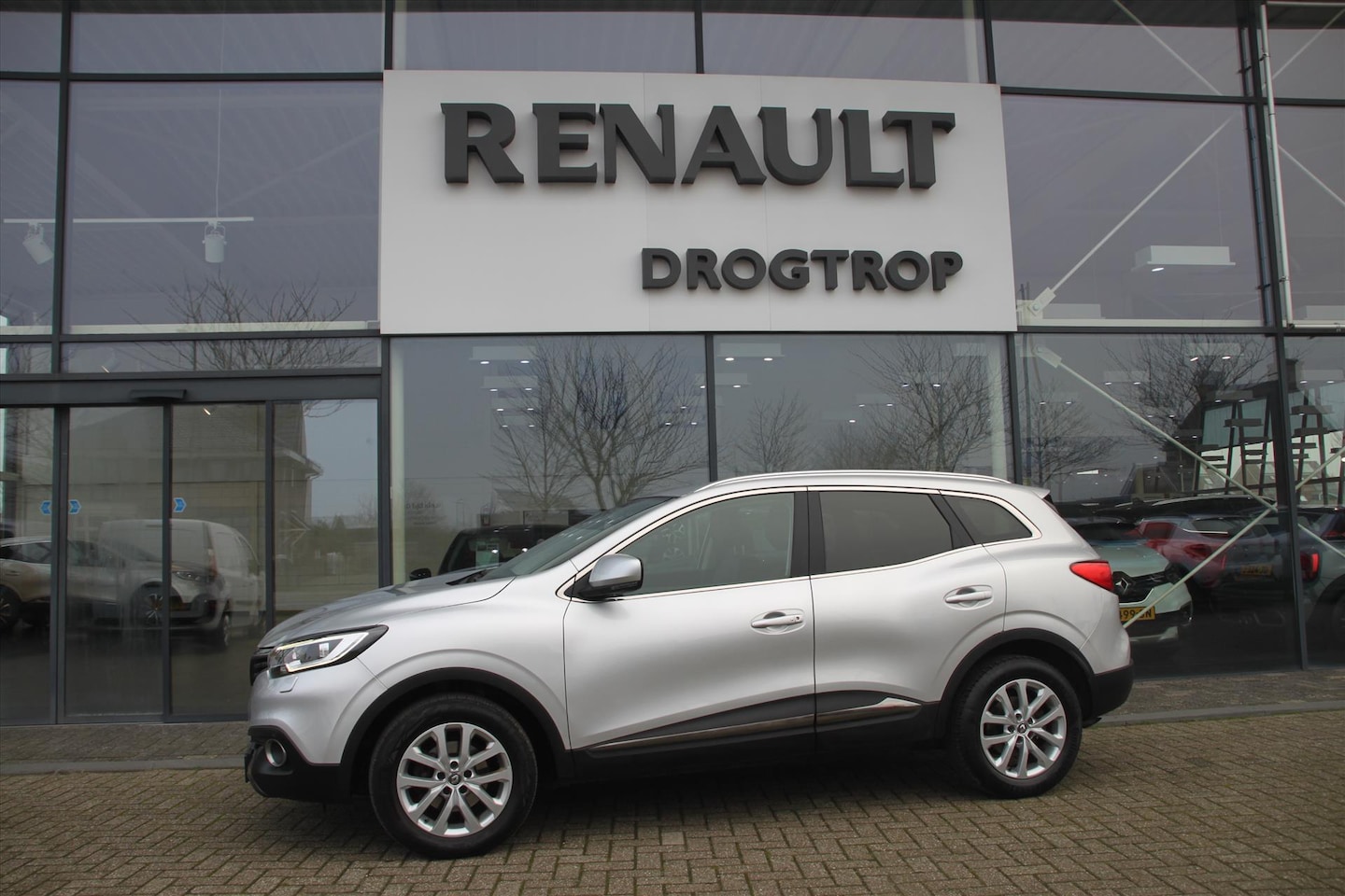 Renault Kadjar - 130PK-INTENS-104DKM-NAVI-CLIMA-CRUISE-XENON- - AutoWereld.nl