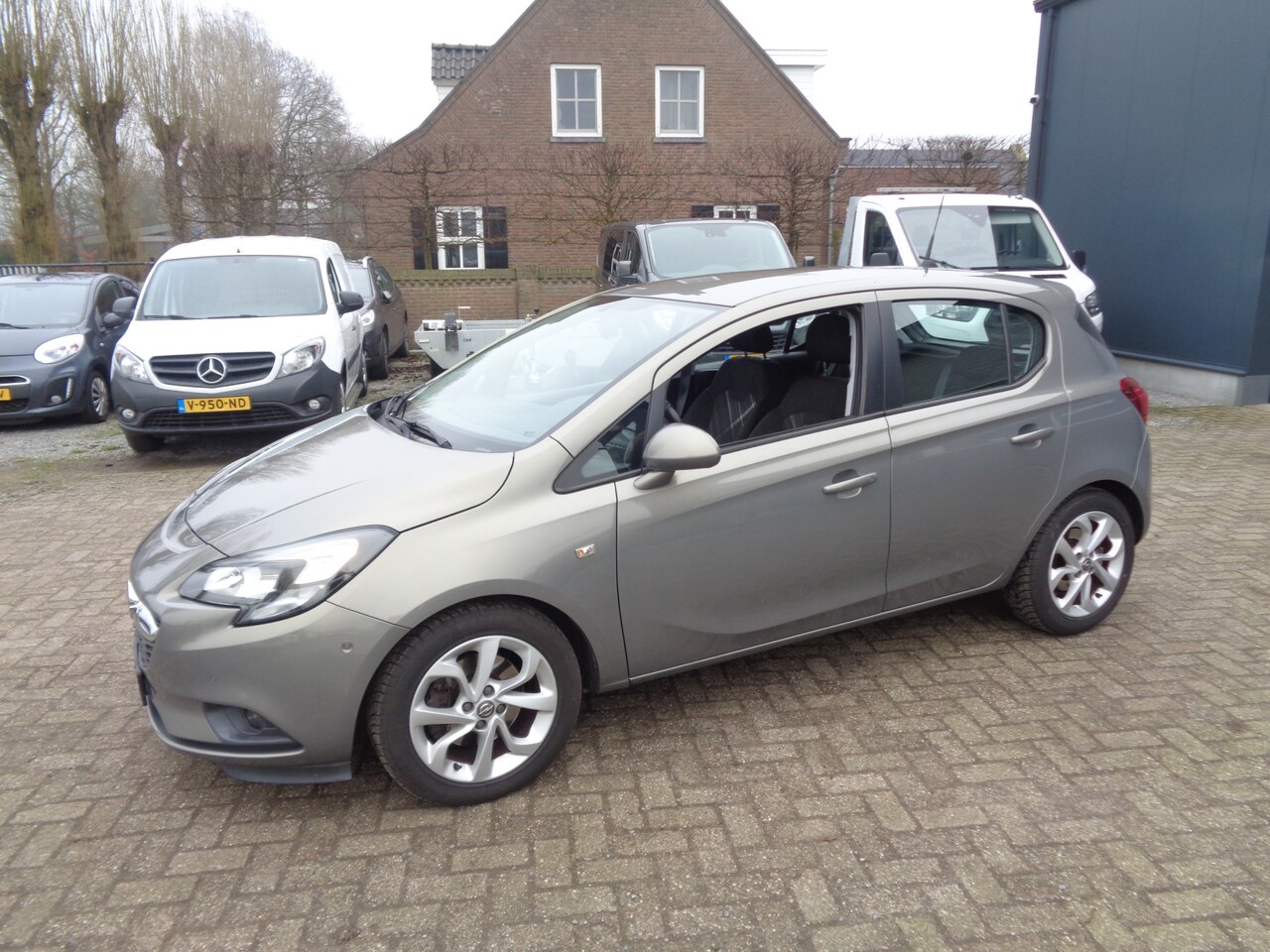 Opel Corsa - 1.0 Turbo Color Edition airco, camera, pdc voor + achter, Lm velgen - AutoWereld.nl