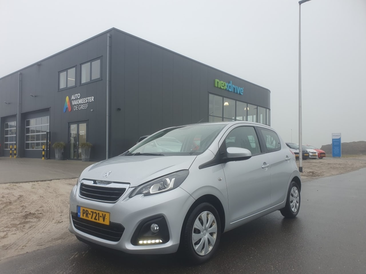 Peugeot 108 - 1.0 e-VTi Active Automaat - AutoWereld.nl