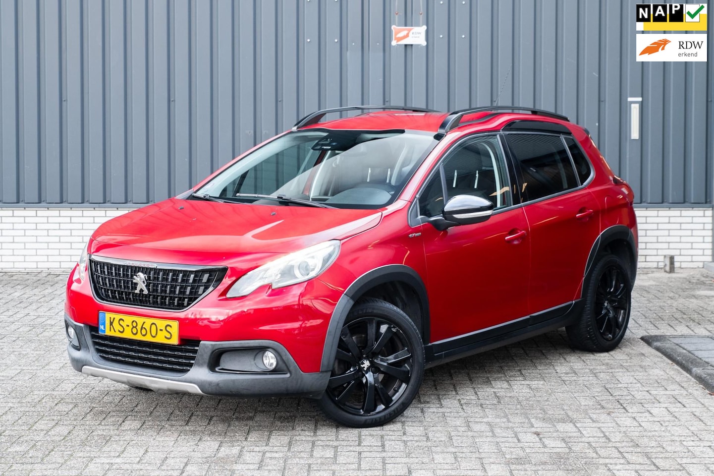 Peugeot 2008 - 1.2 PureTech GT-line*Navigatie*Trekhaak* - AutoWereld.nl