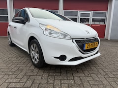 Peugeot 208 - 1.2 VTi | 82 PK | Access | Airco | Nieuwe APK |