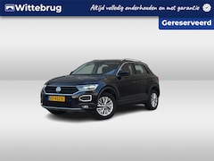 Volkswagen T-Roc - 1.0 TSI Style / Digitale Cockpit / Alarmsysteem / LED / Parkeersensoren V+A