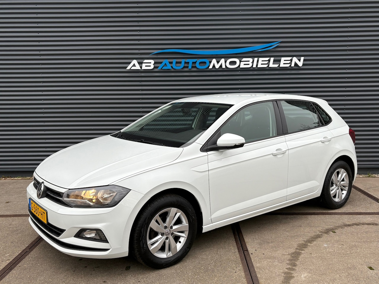 Volkswagen Polo - 1.0 TSI Comfortline CARPLAY/ NAVI - AutoWereld.nl