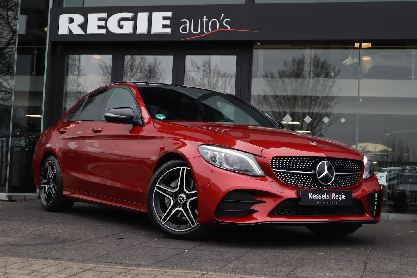 Mercedes-Benz C-klasse - 200 AMG Virtual Schuifdak Led Navi Leer Camera - AutoWereld.nl