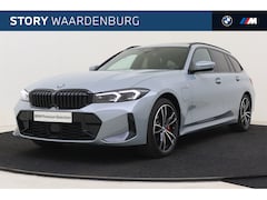 BMW 3-serie - 330e xDrive High Executive M Sport Automaat / Panoramadak / Trekhaak / Adaptief M Onderste