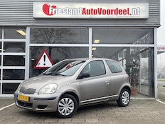 Toyota Yaris - 1.0 VVT-i Terra /107.604 km NAP/onderhoudshistorie aanw./Nieuwe APK bij aflevering/