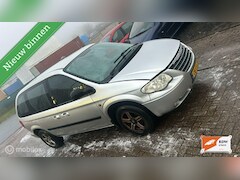 Chrysler Voyager - 2.4i