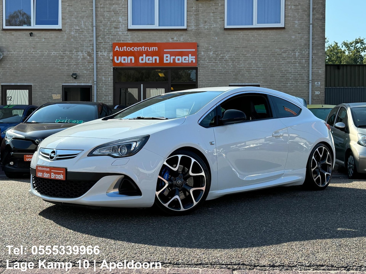 Opel Astra GTC - 2.0 Turbo OPC 280Pk Navi Leder Xenon Climate Cruise Ctr Stoel+Stuurverw Nw Apk - AutoWereld.nl