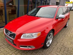 Volvo V70 - 2.5FT R-Design 230PK Automaat LEER / XENON / PDC / TREKHAAK