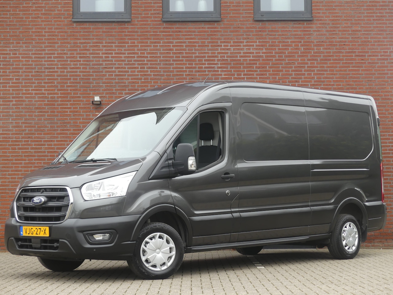 Ford Transit - 310 2.0 TDCI L3H2 130PK Airco/Trekhaak/PDC - AutoWereld.nl