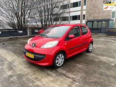 Peugeot 107 - 1.0-12V XS Bj 2008 5 Deurs El.pakket Bluetooth