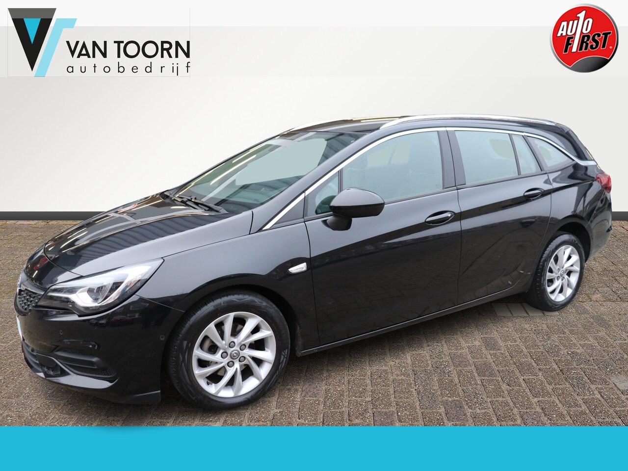 Opel Astra Sports Tourer - 1.4 Elegance Automaat. Lage km stand, Nederlandse auto! - AutoWereld.nl