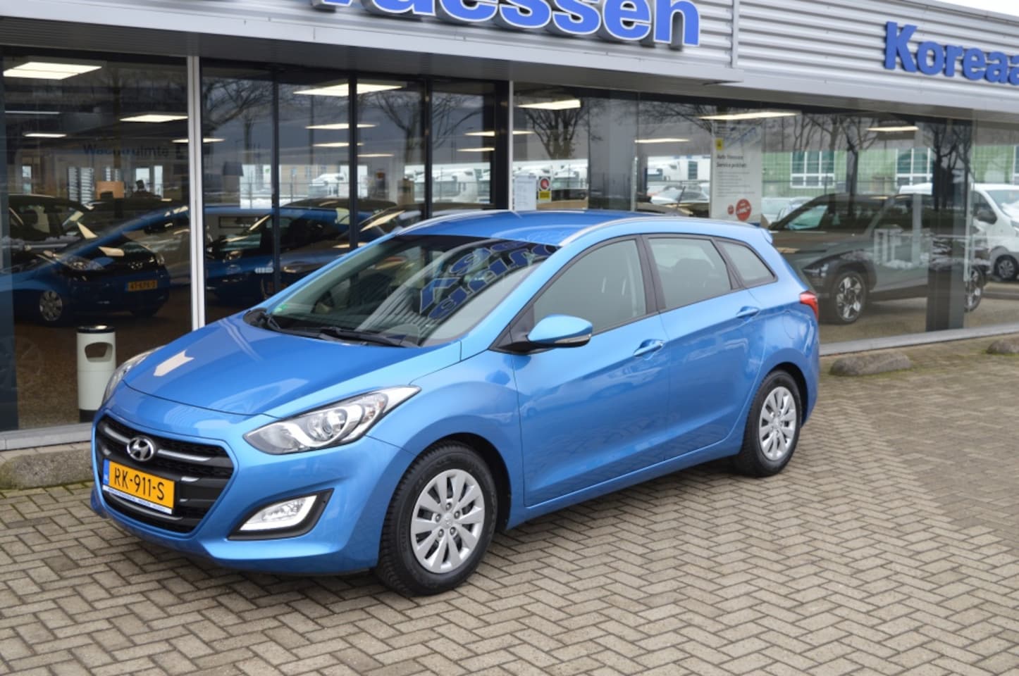 Hyundai i30 CW - 1.4 6 Vers. 100pk Navi Camera PDC Trekhaak - AutoWereld.nl