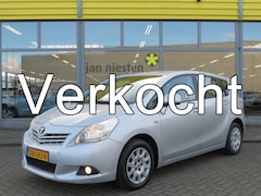 Toyota Verso - 1.8 VVT-i Aspiration | Trekhaak | Rijklaarprijs incl. 1 jaar Bovag garantie