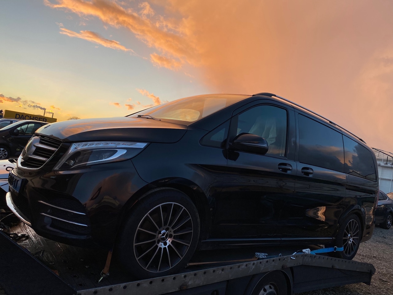 Mercedes-Benz V-klasse - 2019 * KOMBI 7.P * 250d Lang Avantgarde Edition * MOTORSCHADE - AutoWereld.nl