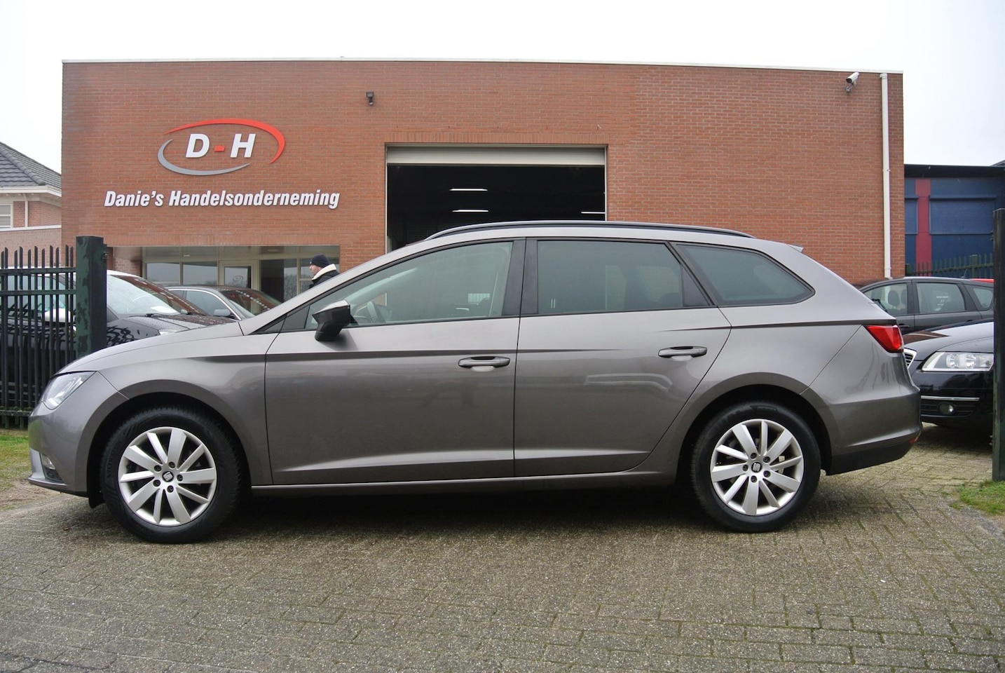 Seat Leon ST - 1.2 TSI Reference Business airco inruil mogelijk nap - AutoWereld.nl