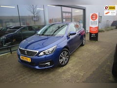 Peugeot 308 - 1.2 PureTech Allure 130PK AUTOMAAT NAVI CRUISE CLIMA CAMERA PDC V+A RIJKLAARPRIJS