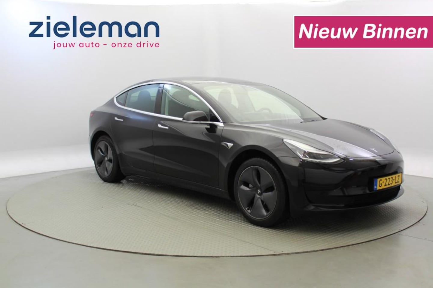 Tesla Model 3 - Standard RWD Plus 60 kWh - Panorama, Camera, Leer - AutoWereld.nl