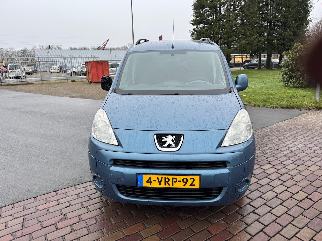 Peugeot Partner - 120 1.6 HDI L1 XR 120 1.6 HDI L1 XR - AutoWereld.nl