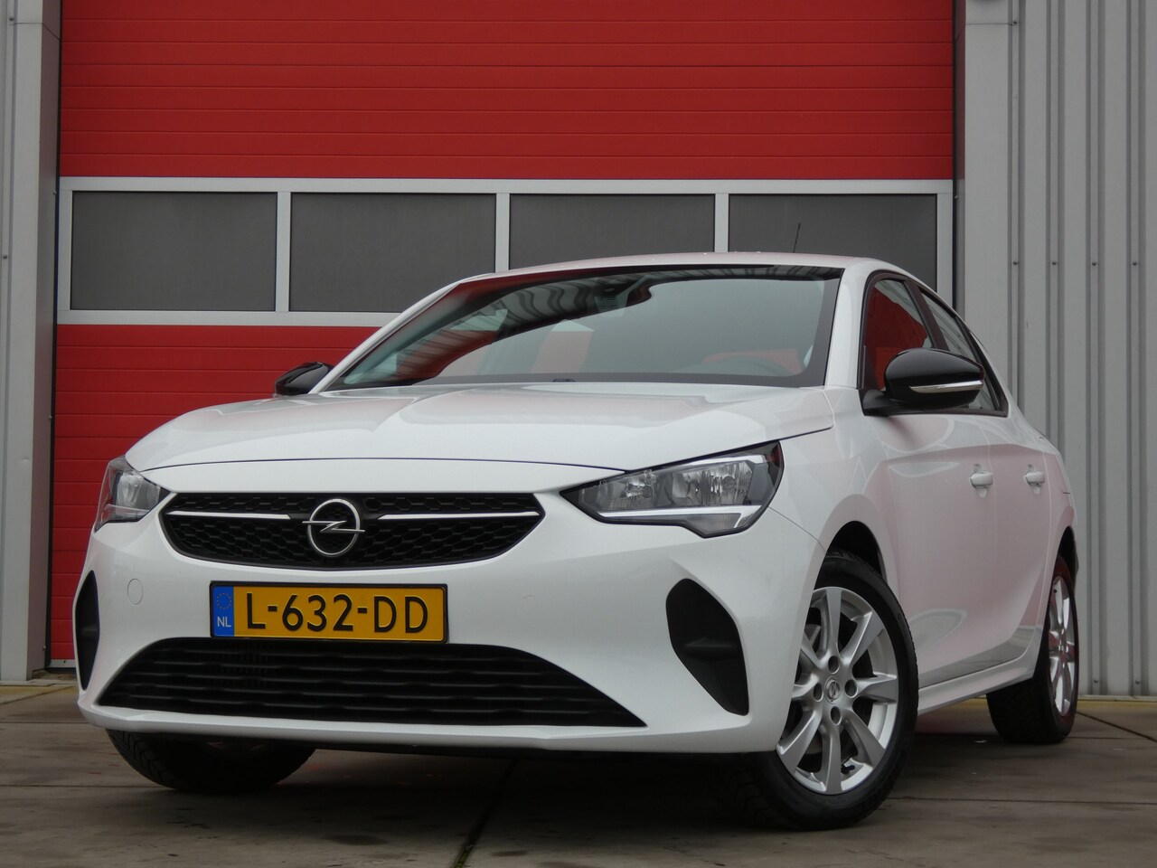 Opel Corsa - 1.2 Turbo Ediion/ lage km/ achteruirijcamera/ zeer mooi! - AutoWereld.nl