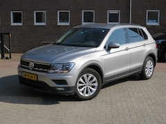 Volkswagen Tiguan - 1.5 TSI 150Pk DSG ACT Comfortline EXE * Rijklaarprijs incl. garantie * Automaat * Parkeers