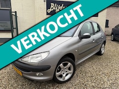 Peugeot 206 - 1.4 Gentry 5Drs | Automaat | Airco | LM | Trekhaak