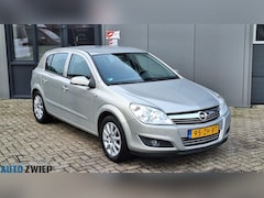 Opel Astra - 1.6 Temptation Cruise control