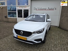 MG ZS - EV Luxury 45 kWh pano leder camera Apple Carplay dab