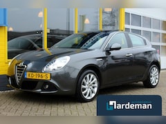 Alfa Romeo Giulietta - 1.4 T Distinctive Panorama Leder