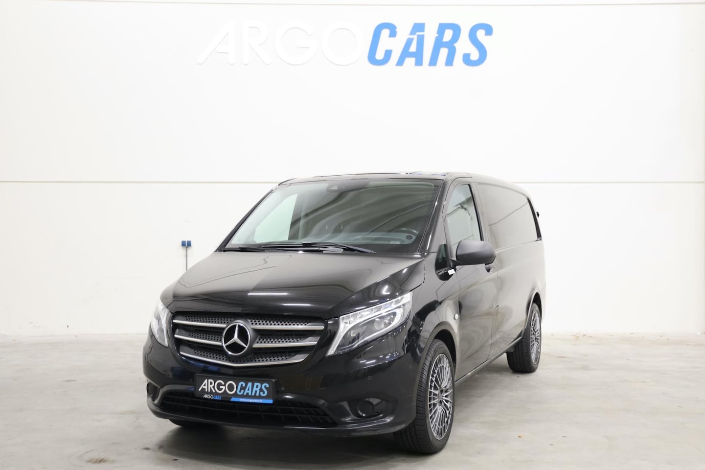 Mercedes-Benz Vito - 119 CDI LANG AUTOMAAT NAVI LED TREKHAAK BLIS PDC CAMERA CLIMA/AIRCO ZEER VOLLE BUS LEASE v - AutoWereld.nl