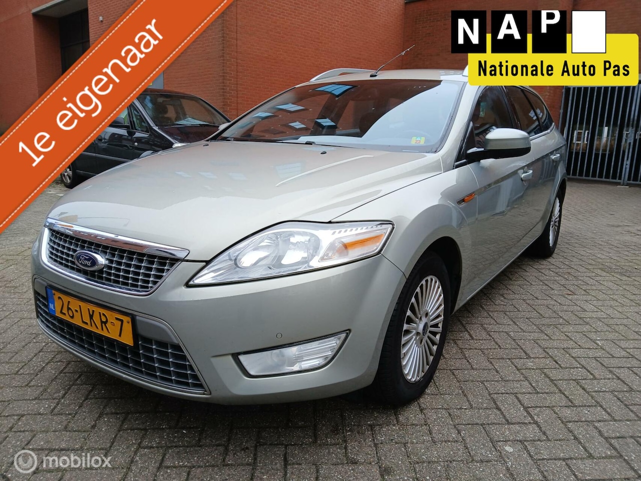 Ford Mondeo Wagon - 2.0-16V Trend 1e eigenaar - AutoWereld.nl