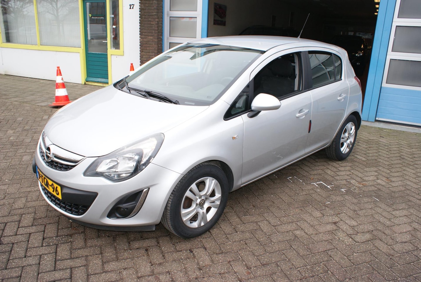 Opel Corsa - 1.4-16V Berlin 1.4-16V Berlin - AutoWereld.nl