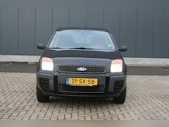 Ford Fusion - 1.4-16V Champion