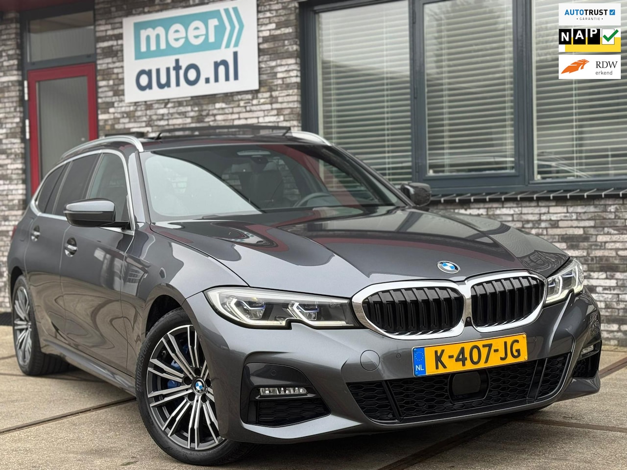 BMW 3-serie Touring - 330e M-SPORT VOL! H/K l LASER l PANO l 360 l CoPilot l SFEER l ORG.NL l 1e EIG l DEALER ON - AutoWereld.nl