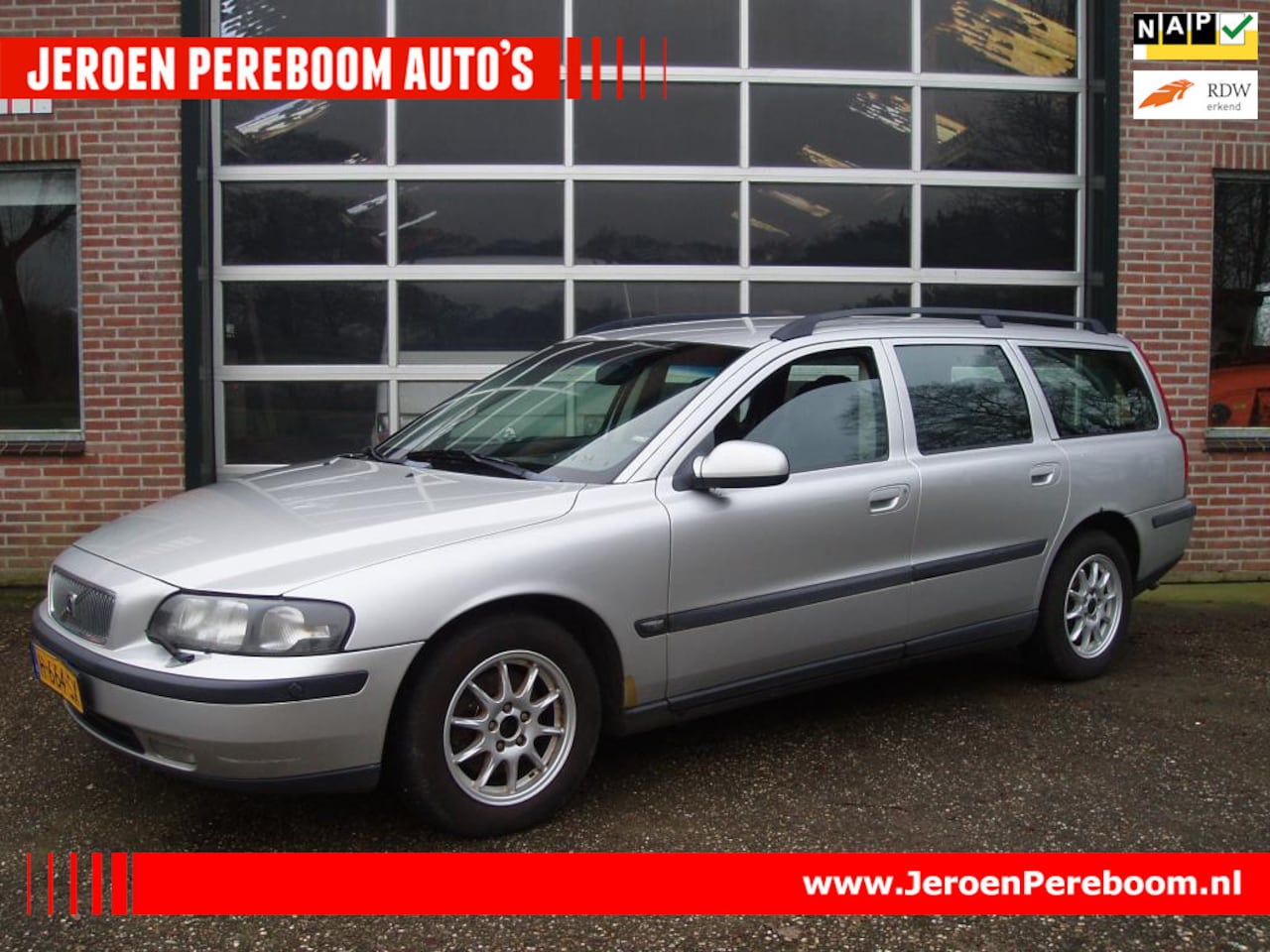 Volvo V70 - 2.4 5 cilinder Automaat - AutoWereld.nl