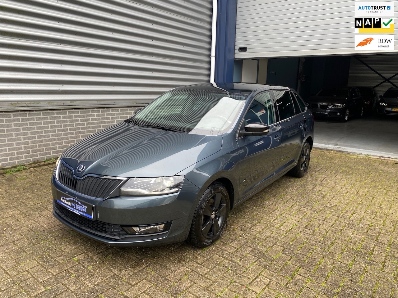 Skoda Rapid Spaceback - 1.0 TSI Sport Pano Voll - AutoWereld.nl