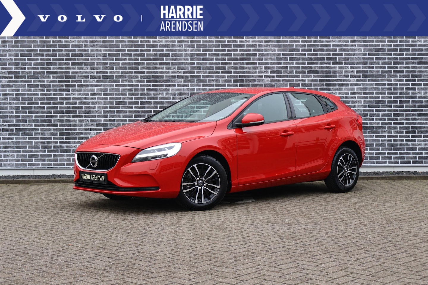 Volvo V40 - 1.5 T2 Nordic+ | Stoelverwarming | Navigatie | Parkeersensoren - AutoWereld.nl