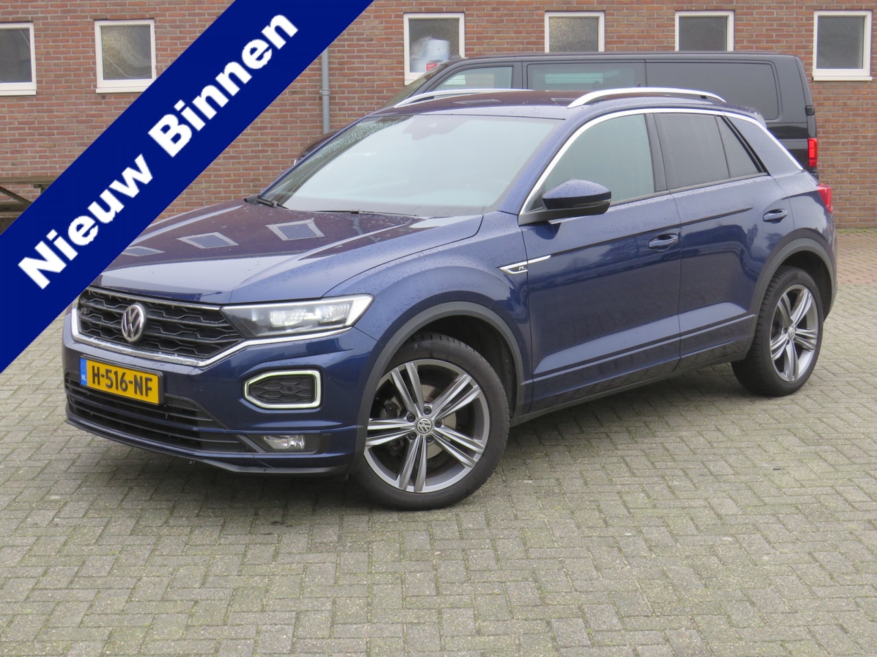 Volkswagen T-Roc - 1.5 TSI 150Pk Sport R-Line * Rijklaarprijs incl. garantie * Digit. Cockpit * Led Koplamp * - AutoWereld.nl