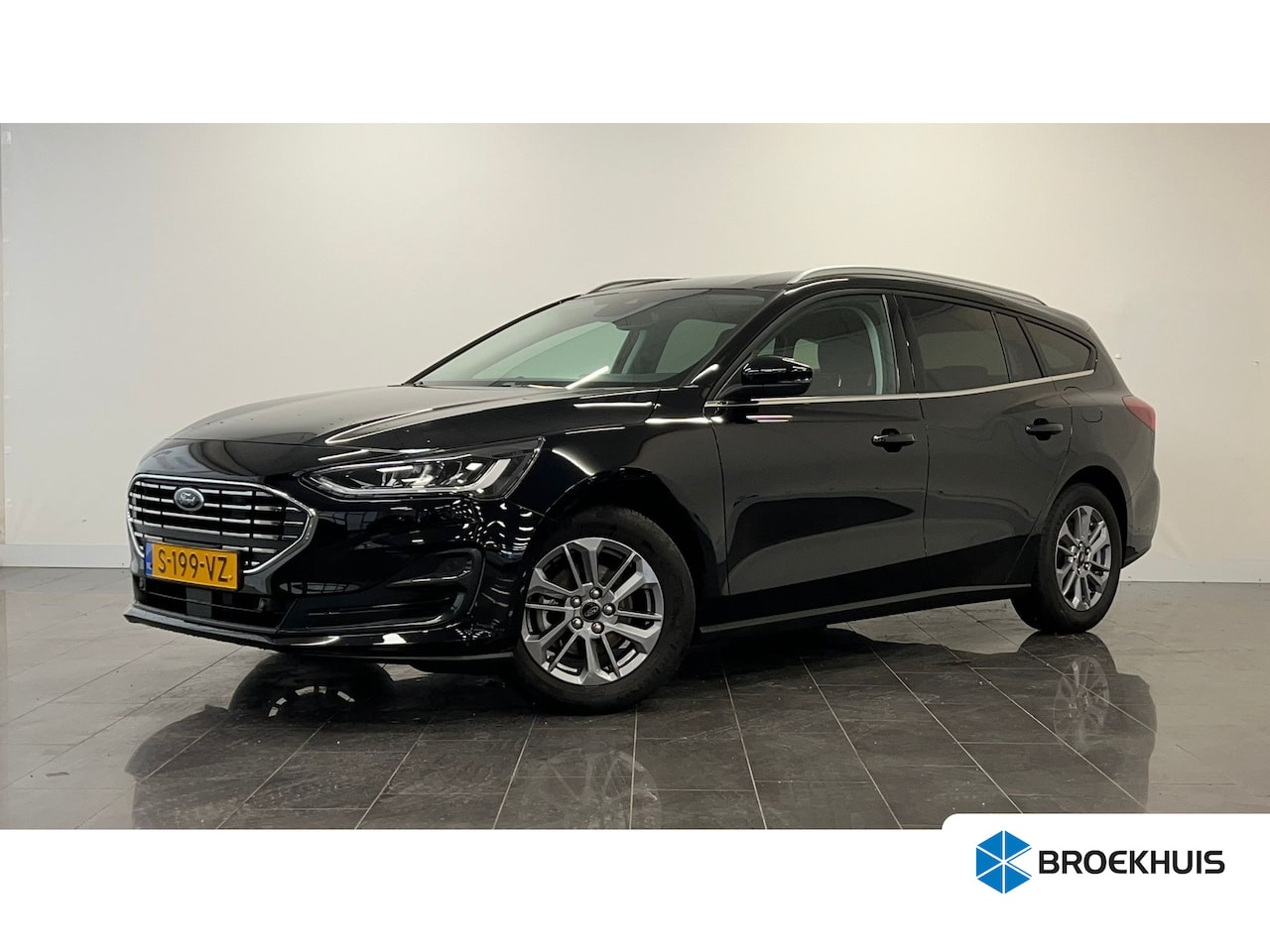 Ford Focus Wagon - 1.0 EcoBoost Hybrid Titanium | Winter Pack | - AutoWereld.nl