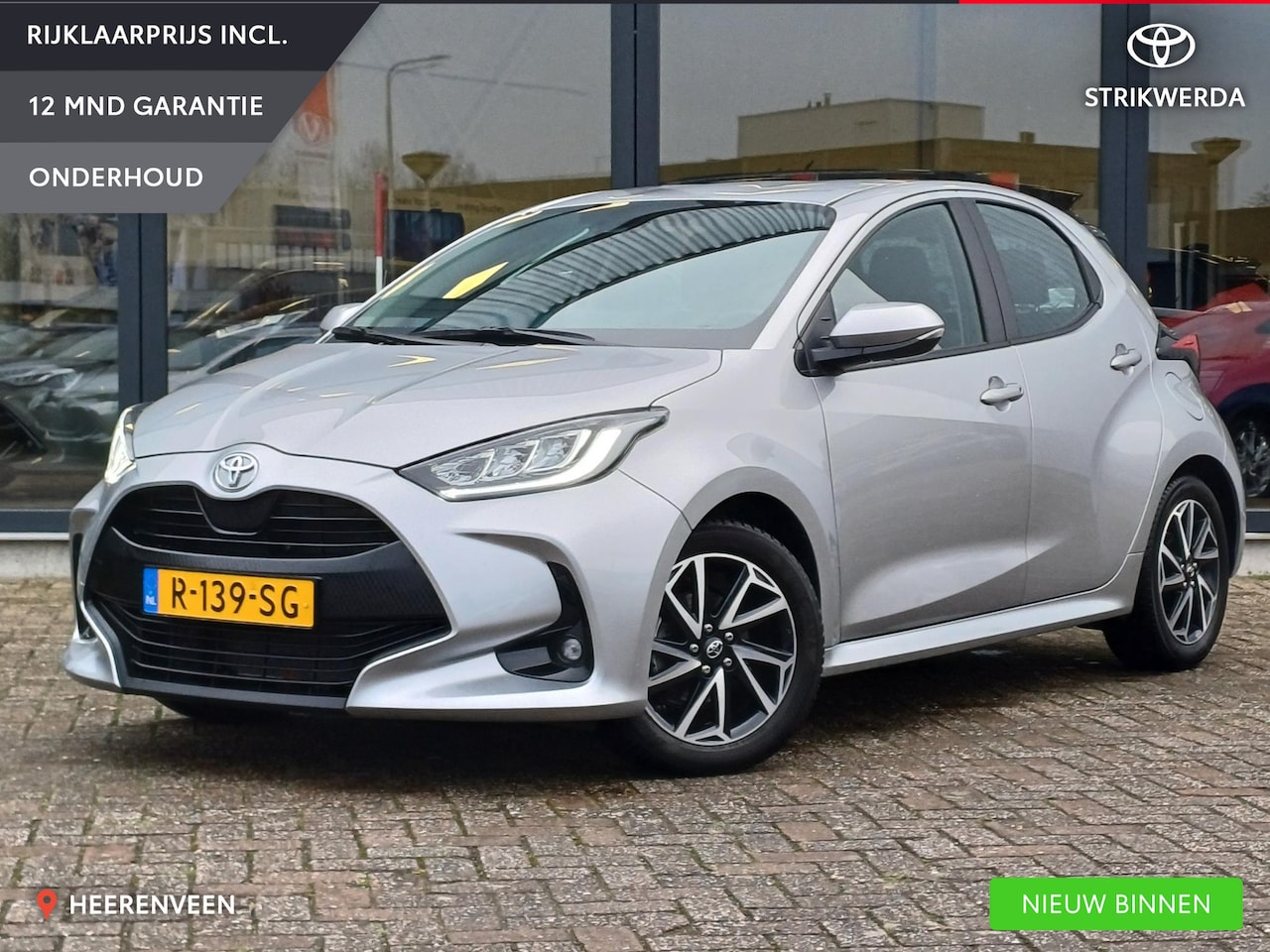 Toyota Yaris - 1.5 VVT-i Dynamic | Navigatie | Carplay | Keyless | - AutoWereld.nl