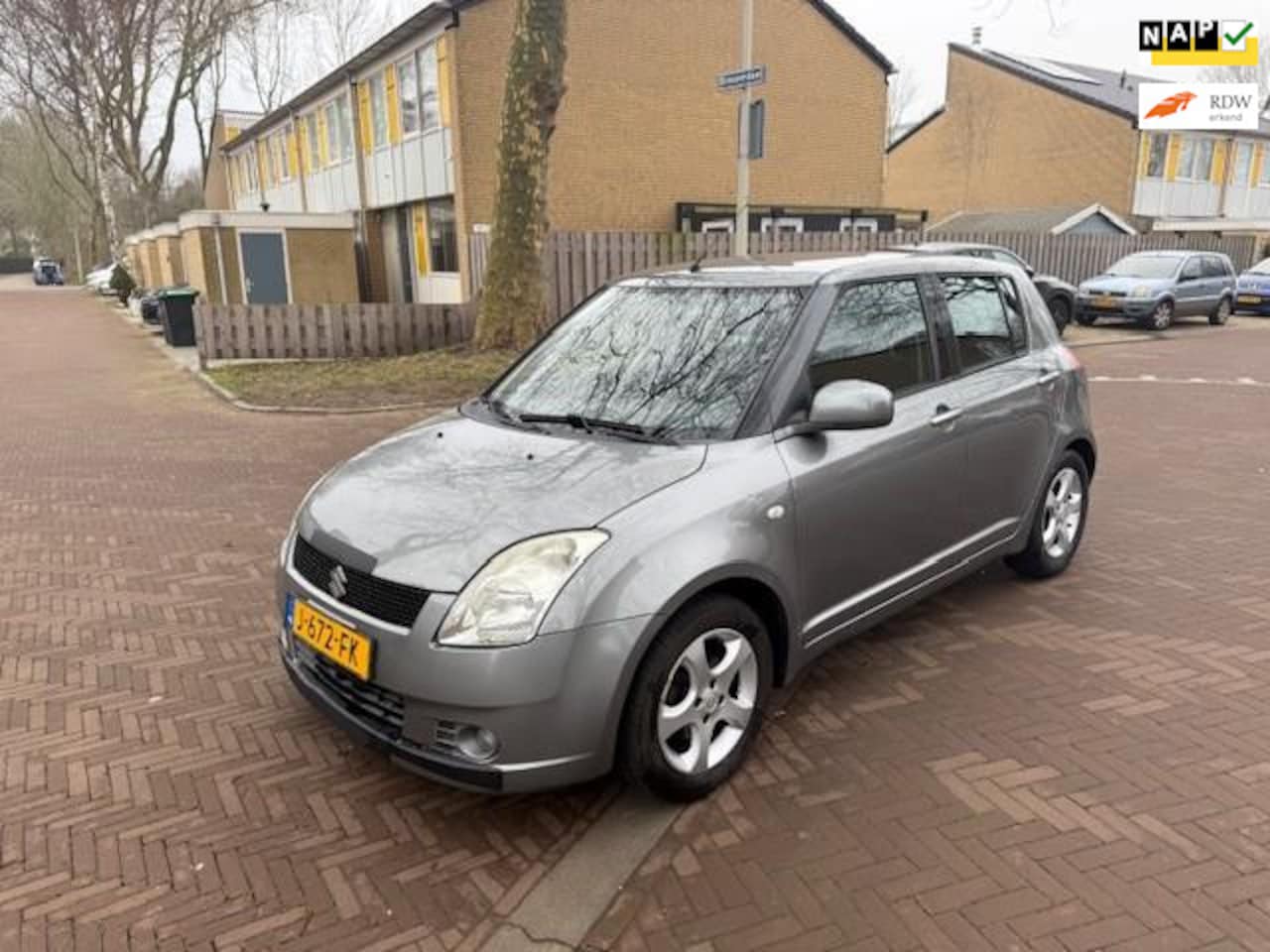 Suzuki Swift - Airco / Camera / Koopje / Nieuw APK - AutoWereld.nl