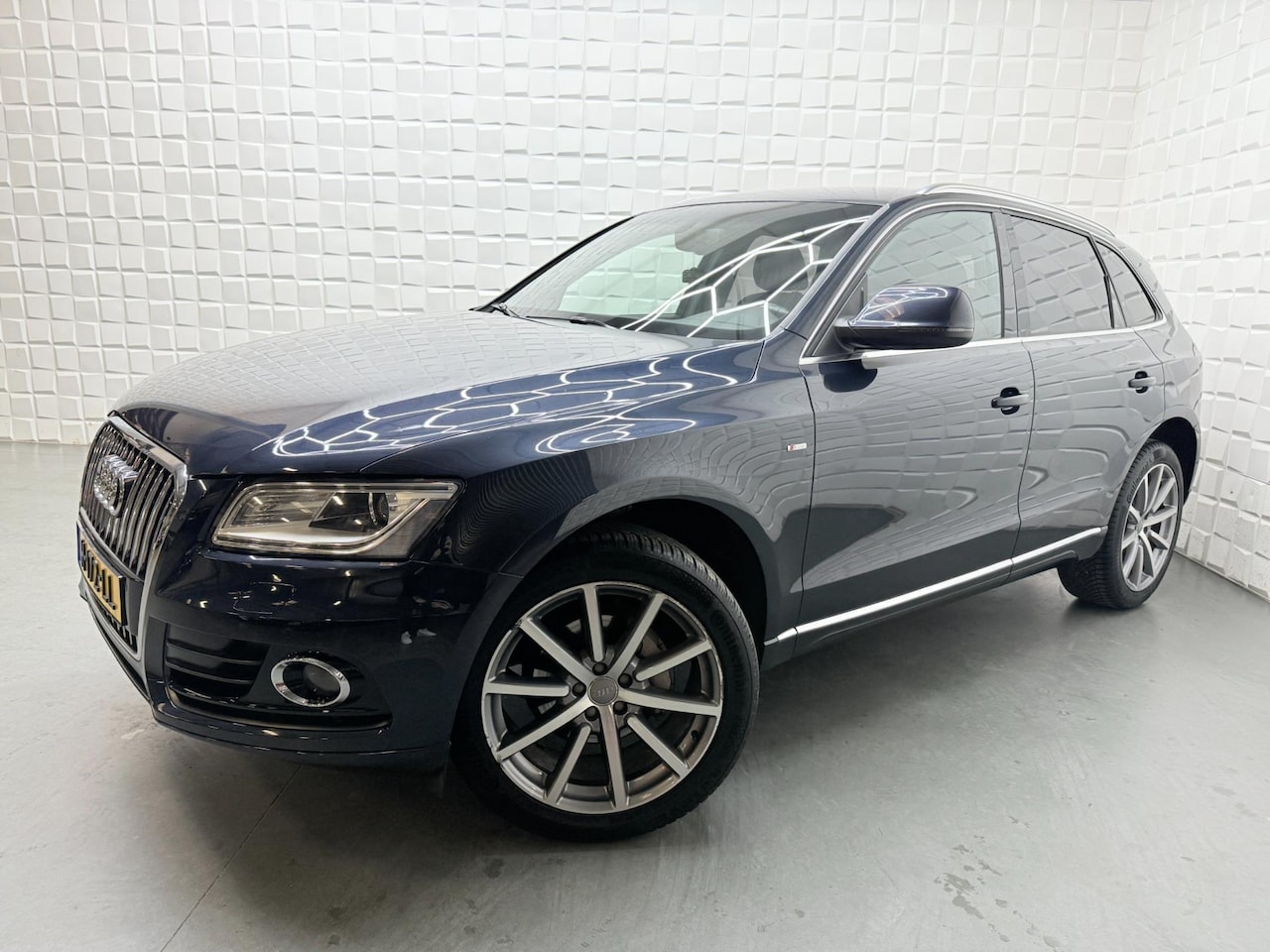 Audi Q5 - 2.0 TFSI quattro S LINE LEER NAVI PDC KEYLESS - AutoWereld.nl