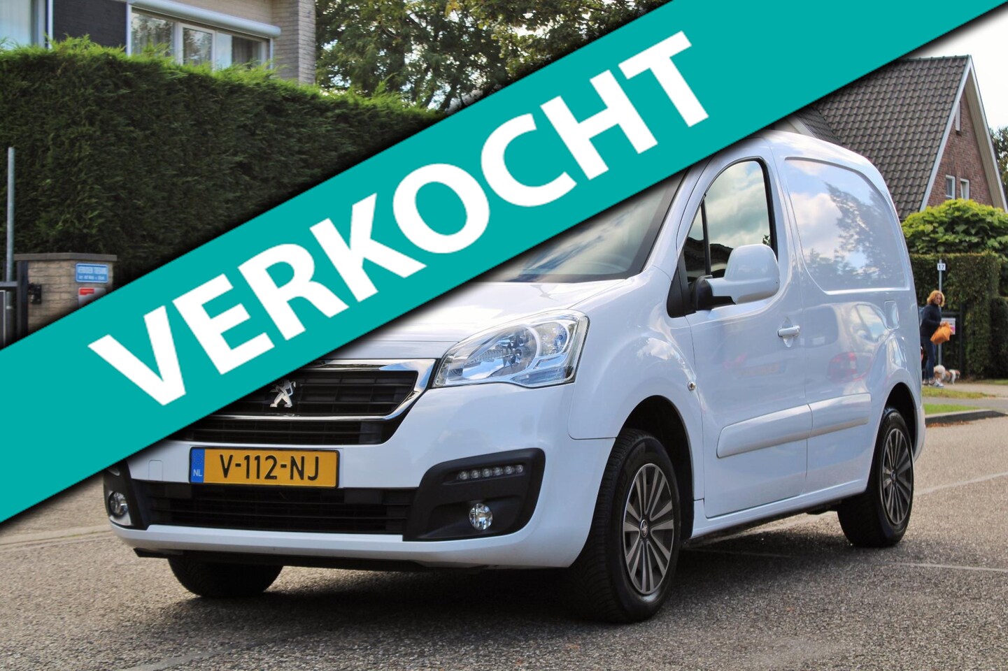 Peugeot Partner - 120 1.6 BlueHDi 100 L1 Premium Pack | MARGE | 3-ZITS | NAVI | AIRCO | CRUISE | CAMERA | MO - AutoWereld.nl