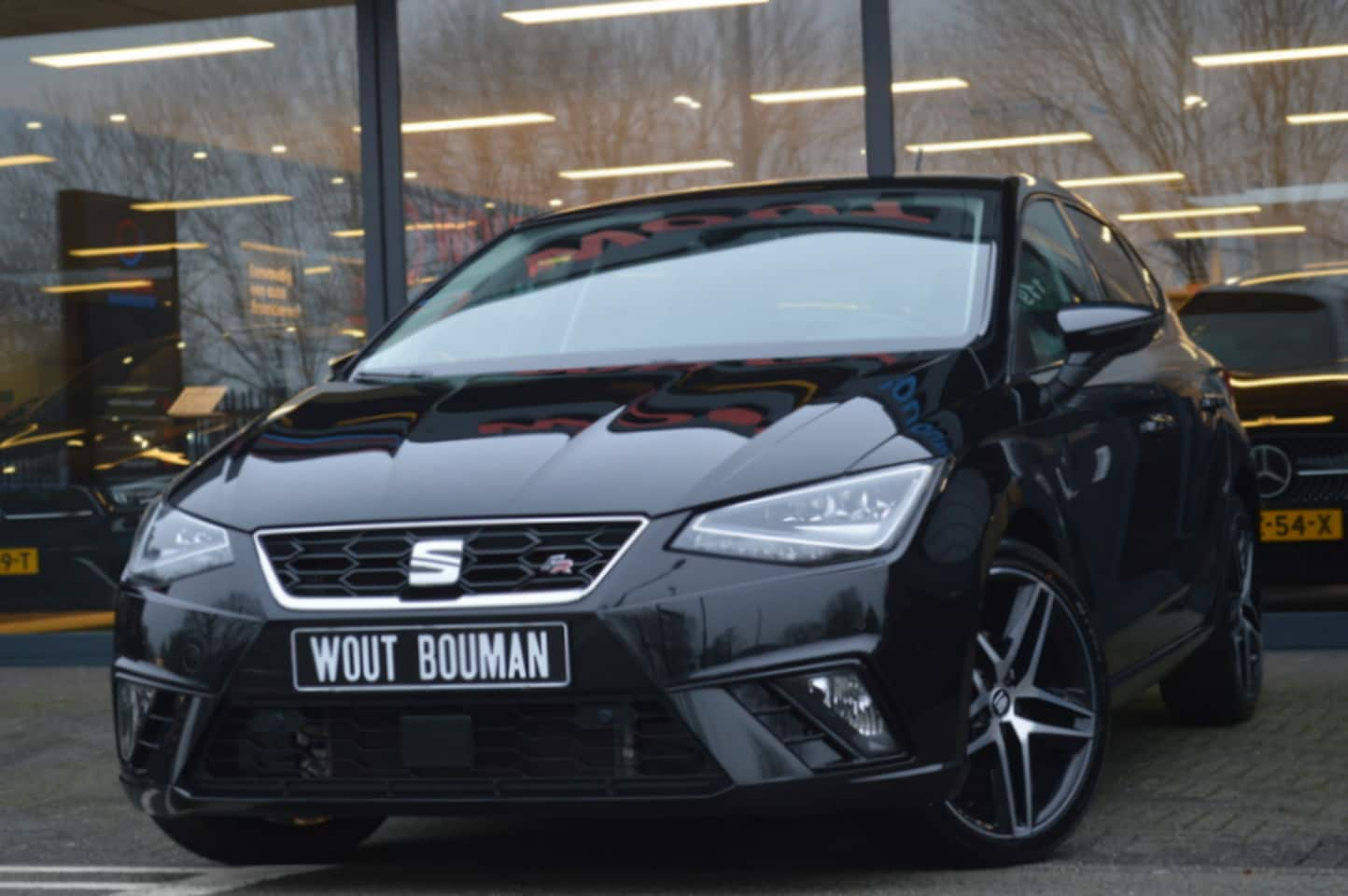 Seat Ibiza - 1.5 TSI 150 pk EVO FR Led Navi Acc CarPlay Camera Pdc - AutoWereld.nl