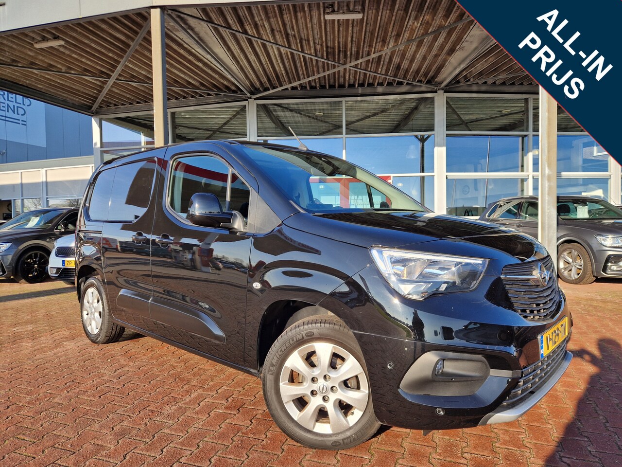 Opel Combo - 1.6D L1H1 Selection MARGE!!! 6 MND BOVAG GAR. | NAVI | STUURW VERW. | TREKHAAK | LM VELGEN - AutoWereld.nl