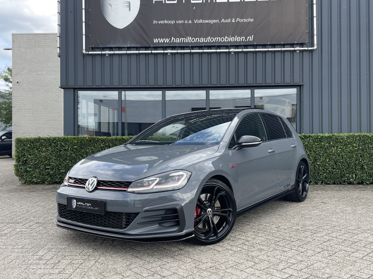 Volkswagen Golf - 7,5 GTI TCR 290pk DSG / Aut. Led Pano DCC Navi 19" 91dkm!! - AutoWereld.nl