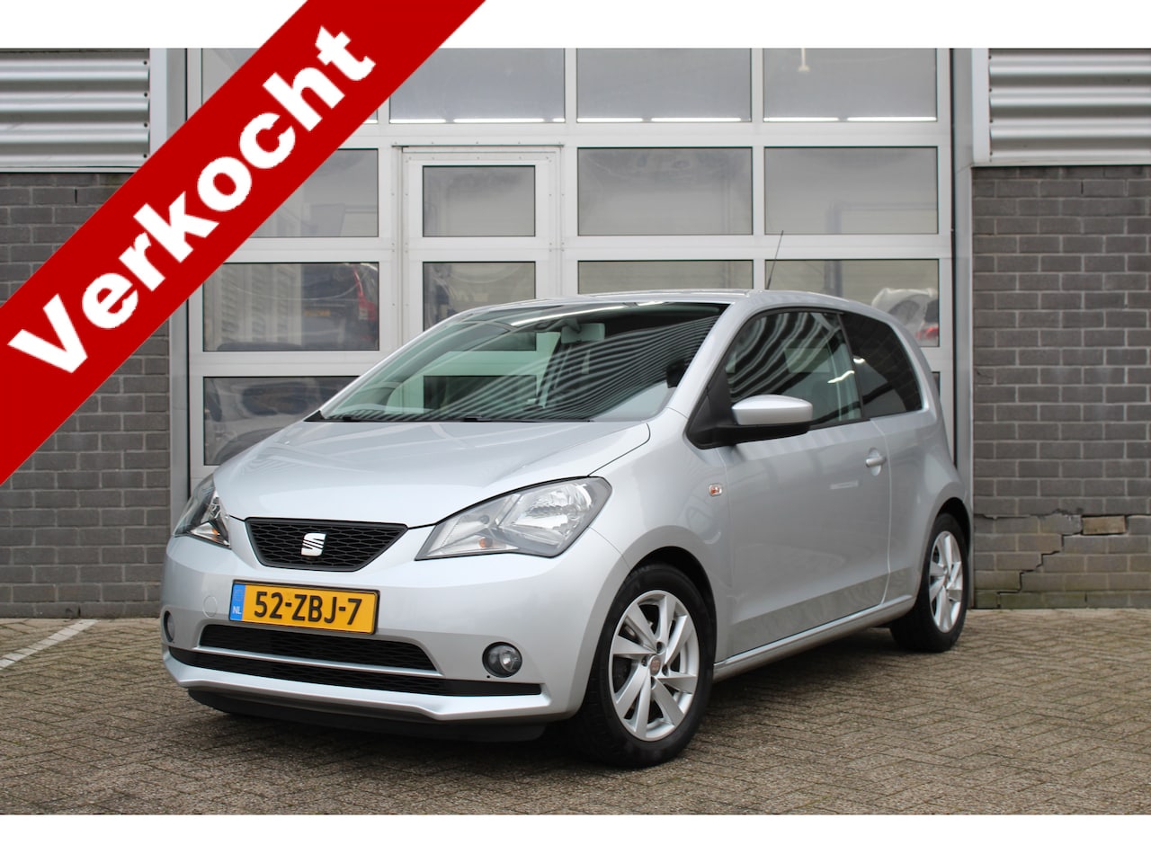 Seat Mii - 1.0 Style Sport 75PK / Airco / Cruise / Navigatie / N.A.P. - AutoWereld.nl