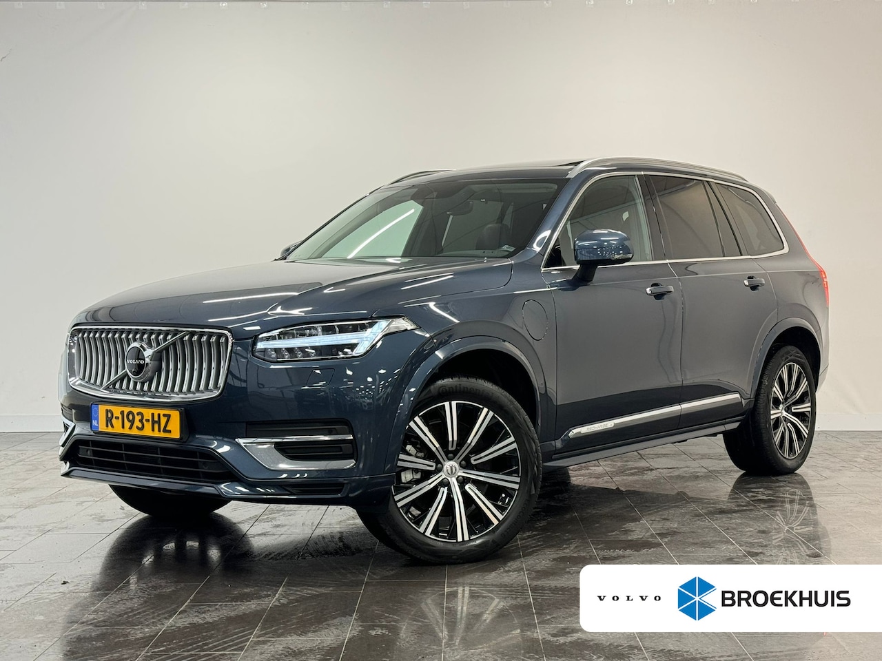 Volvo XC90 - T8 Recharge AWD Inscription | Lightning Pack | Lounge Pack | Visual Park Assist | Draadloo - AutoWereld.nl