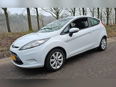 Ford Fiesta - 1.25 Limited Airco Sportvelgen Elektr Pakket